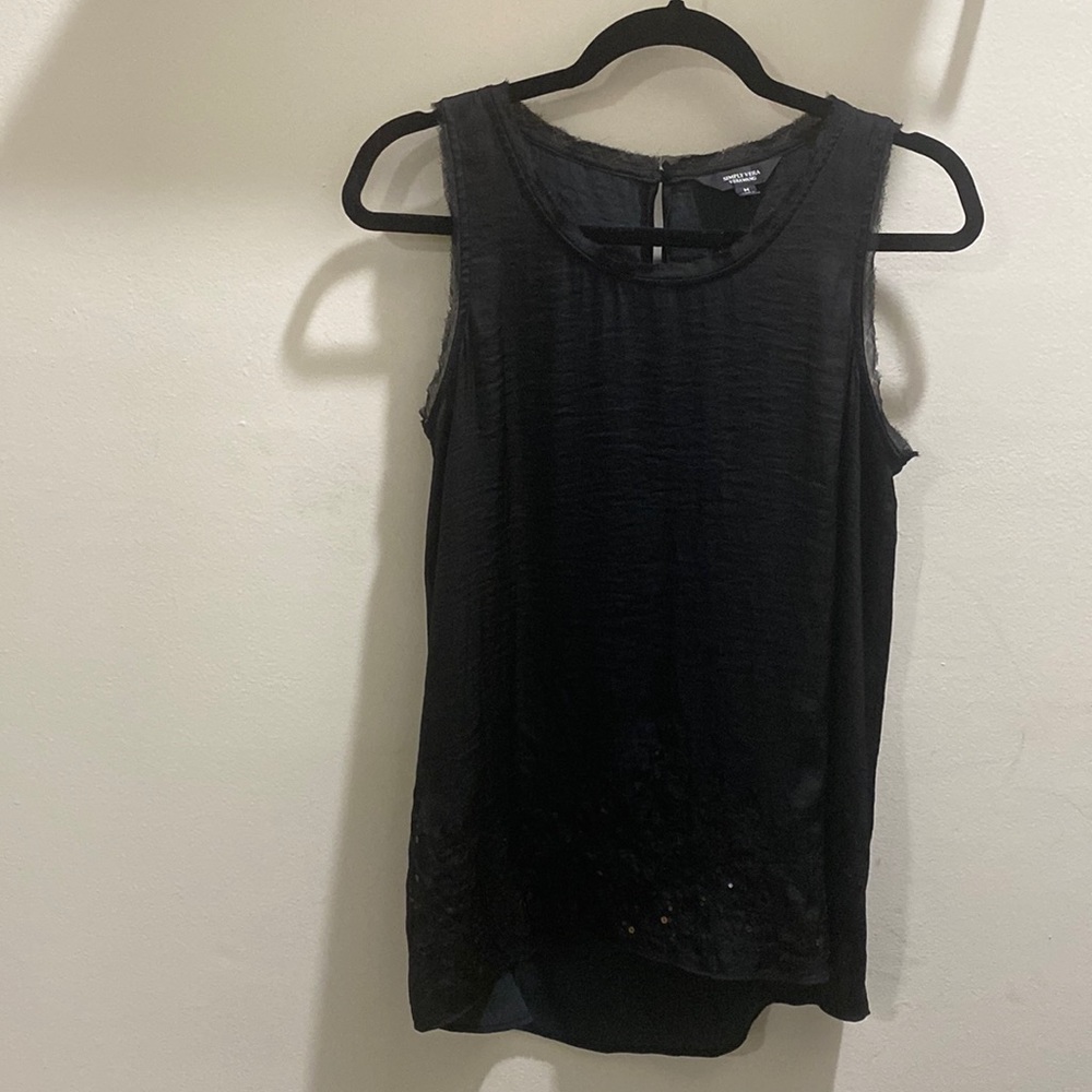 Simply Vera sleeveless black tunic